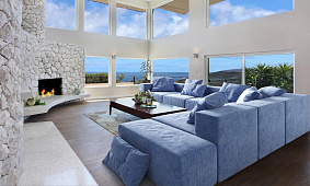 Яркий и стильный диван Фри для загородного дома